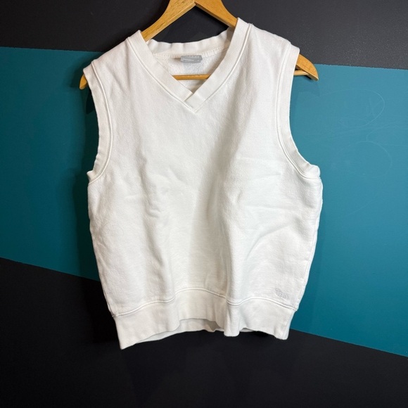 TNA White Sleeveless Vest Classic Knit Design - Picture 1 of 9